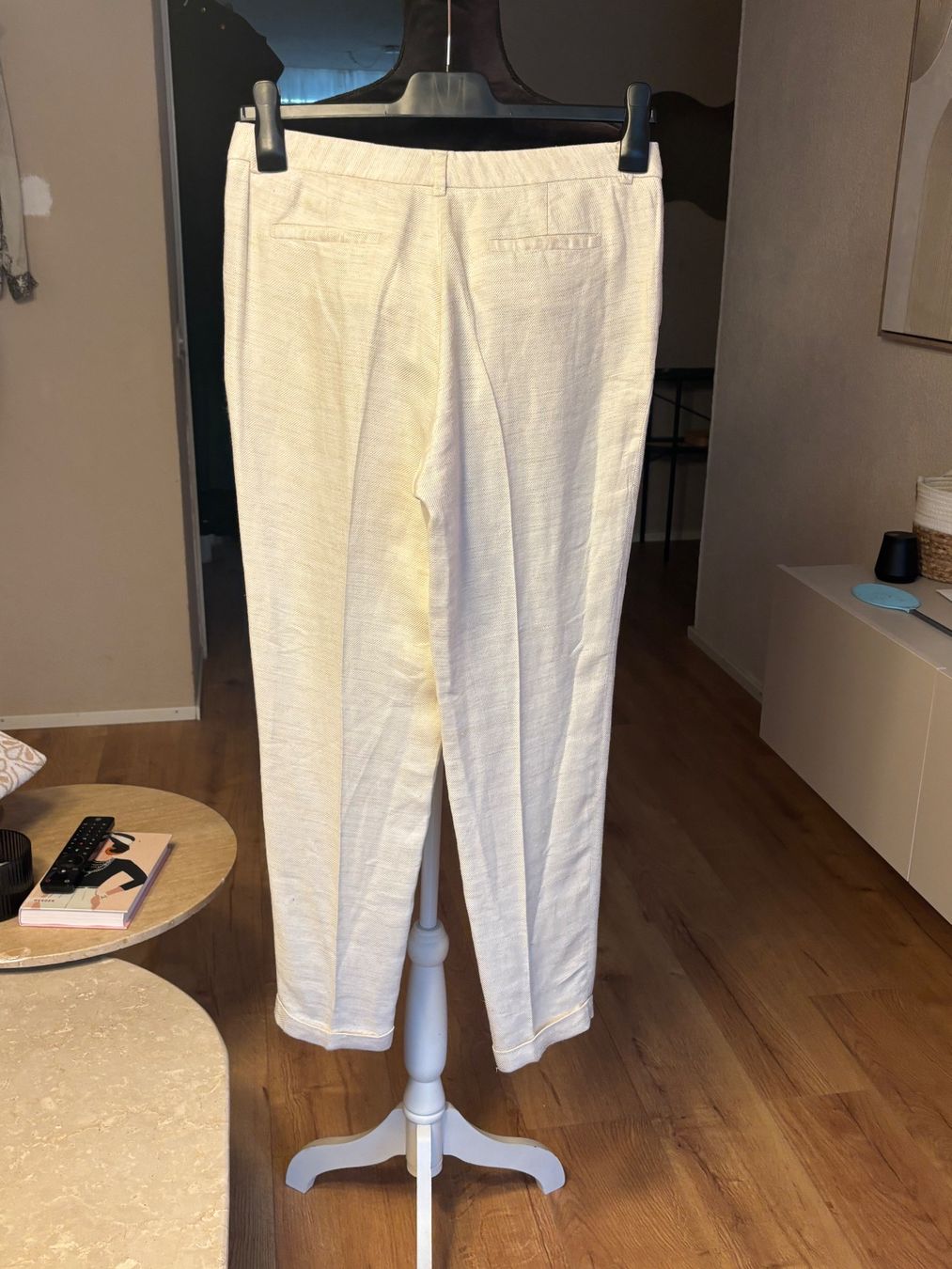 Massimo Dutti Pantaloni: Massimo Dutti Hose Leinen – Usato da St. Margrethen SG venduto da dijanaO 2