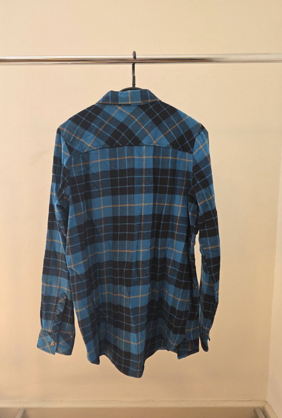 Camicie: Blaues Hemd Volcom – Usato da Rothenfluh venduto da sel_j856 1