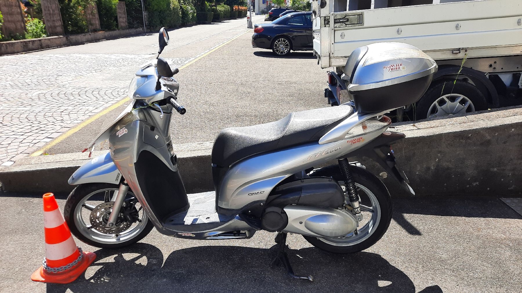Honda Scooter: Honda SH 300i – Usato da Thalwil venduto da zueriseebaer