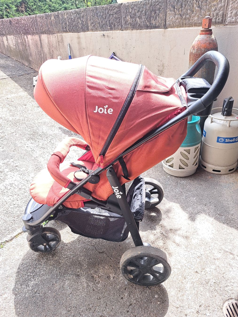 Joie Carrozzine: Joie Kinderwagen ziegelrot  – Usato da Pratteln venduto da mab_f2fz 2