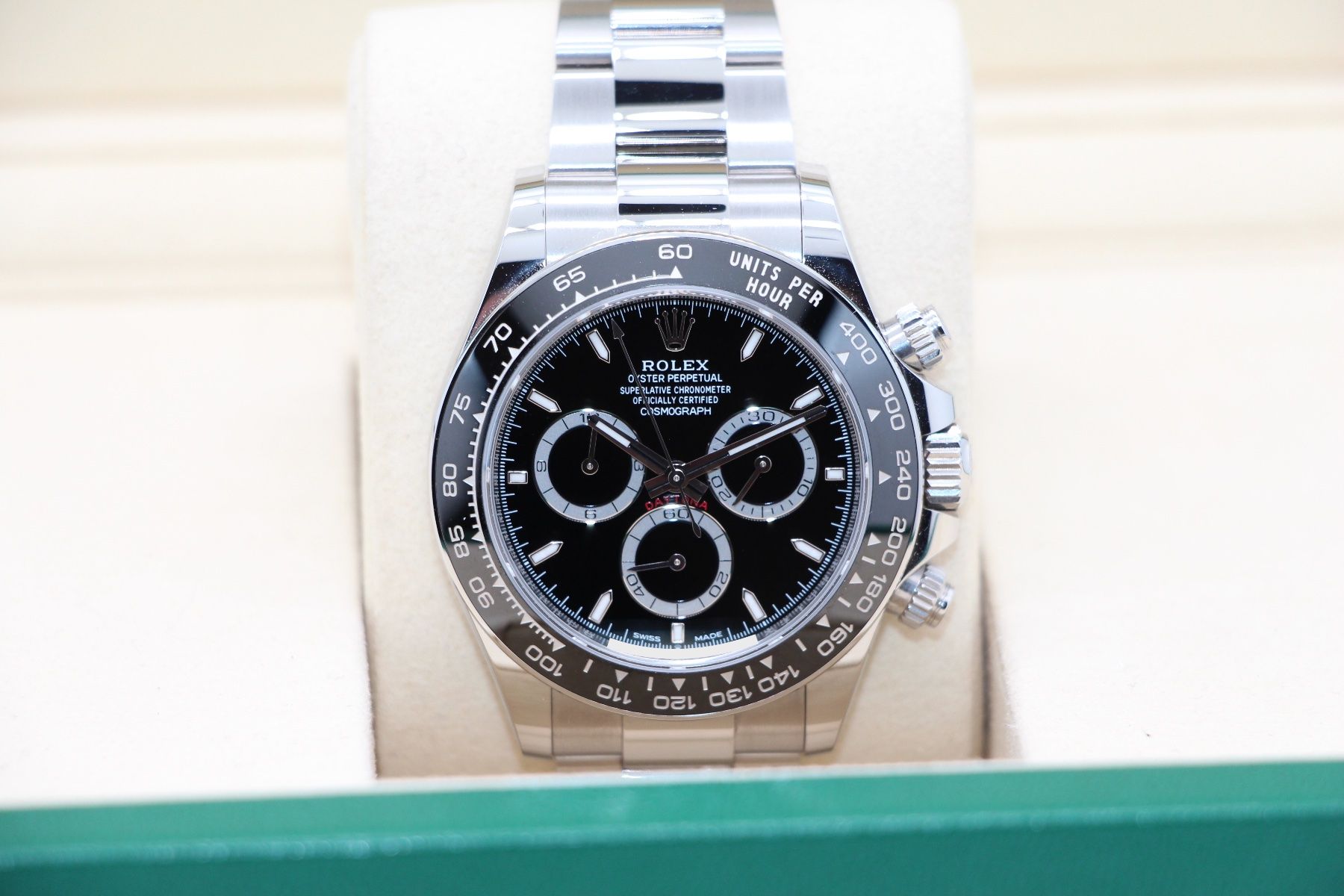 Rolex Uhren: Rolex Cosmograph Daytona Ref. 126500LN, Full-Set – Gebraucht aus Zug von eMDi_Collection 4