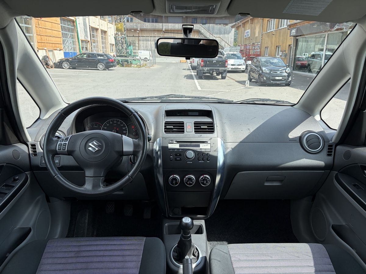 Suzuki Autos: Suzuki SX4 1.6l 4x4 – D'occasion à Brienz BE par mar_582m 4