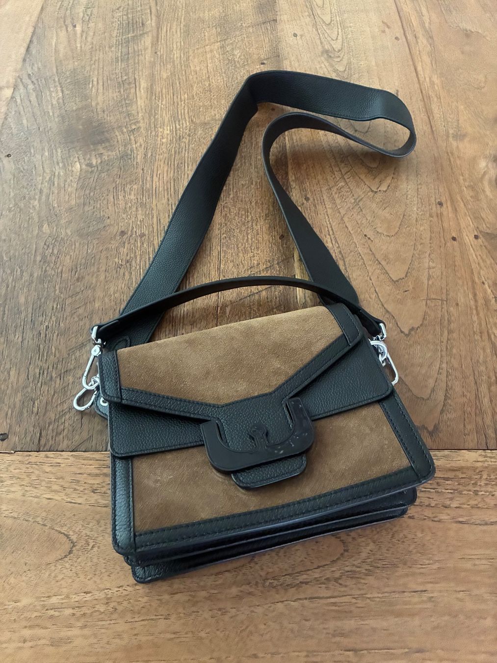 Coccinelle Taschen für Damen: Umhängetasche, Leder – Gebraucht aus Lachen SZ von hds_j5jx