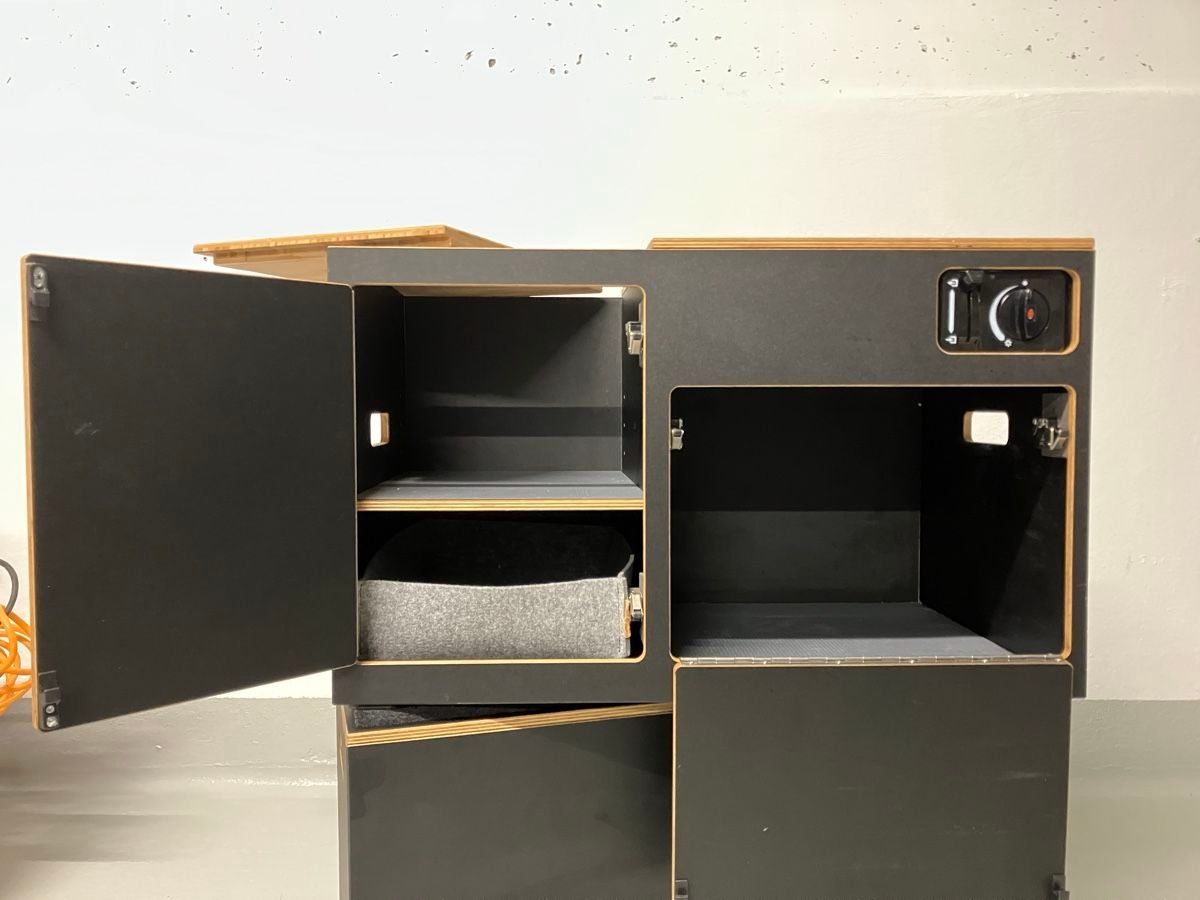 Cucine complete: Heckküche calibox outside compact – Usato da Olten venduto da LDProductionlight