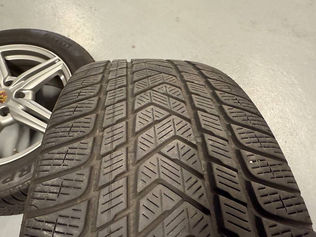 Porsche Pneumatici & Ruote complete: Porsche Cayenne Winterräder – Usato da Nürensdorf venduto da Jetti50 3