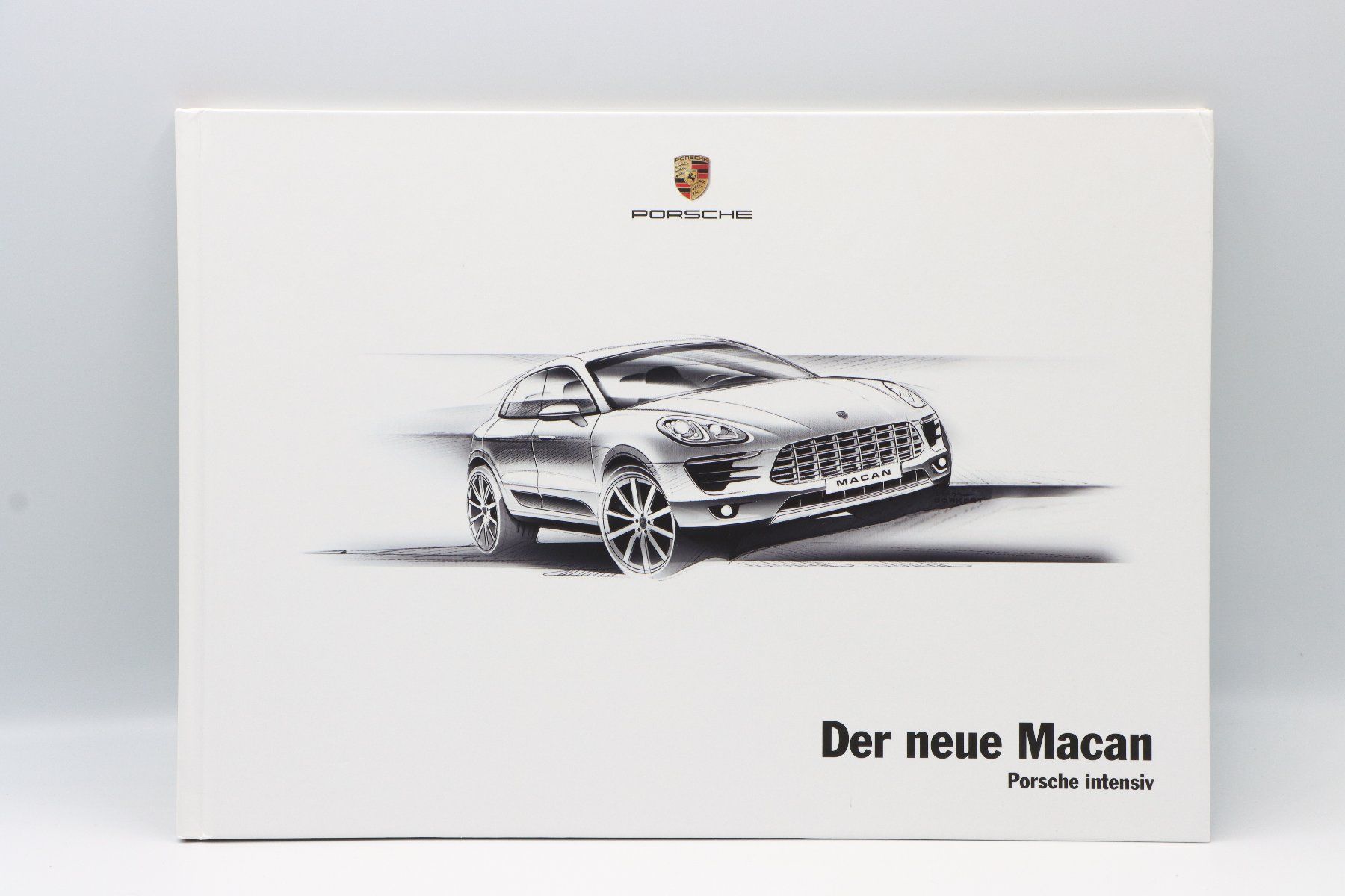 Porsche Documenti: Porsche Macan 2013 Hardcover Prospekt – Usato da Bühl b.Aarberg venduto da Collectorpassions