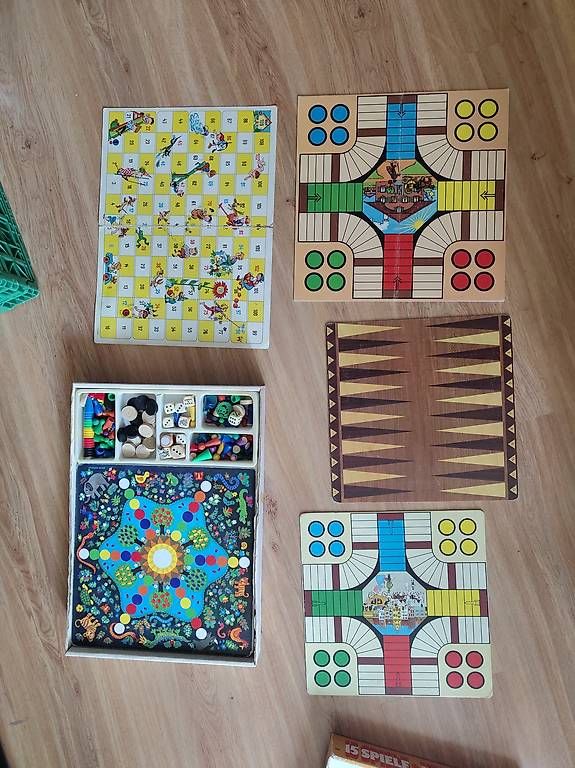 Jeux: Brettspielesammlung – D'occasion à Arth par Jac_w8lj 1