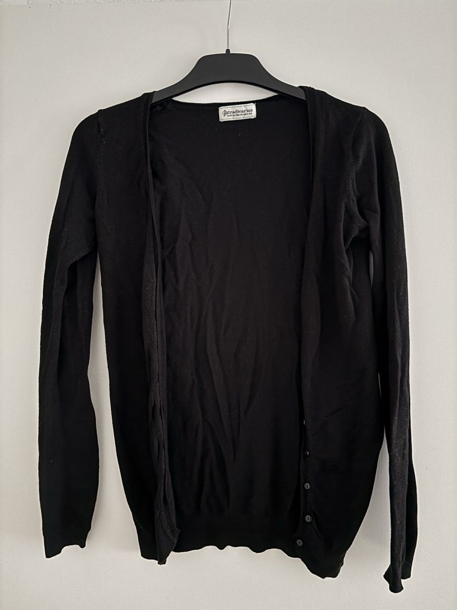 Bolero: Stradivarius Cardigan schwarz Gr. S – Usato da Luzern venduto da aloevira 1