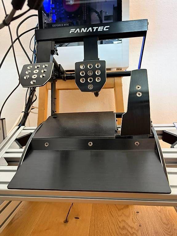PC: Sim Racing Setup – Usato da Rüthi venduto da neuno 3
