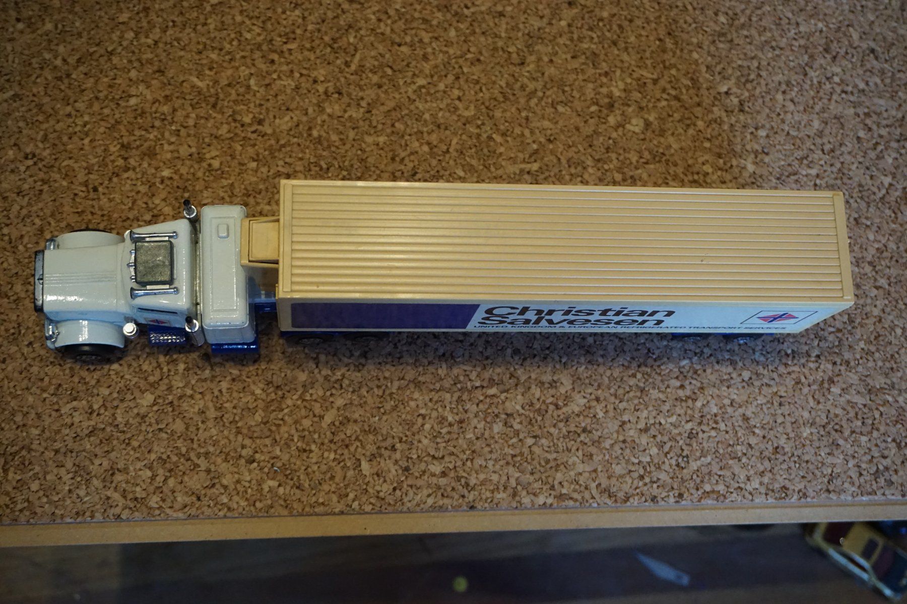 Matchbox Modellini d'auto: Matchbox SK Peterbilt Satelschlepper COOL !!!!!!!!!!!!!!! – Usato da Reiden venduto da Doppeldecker69 6