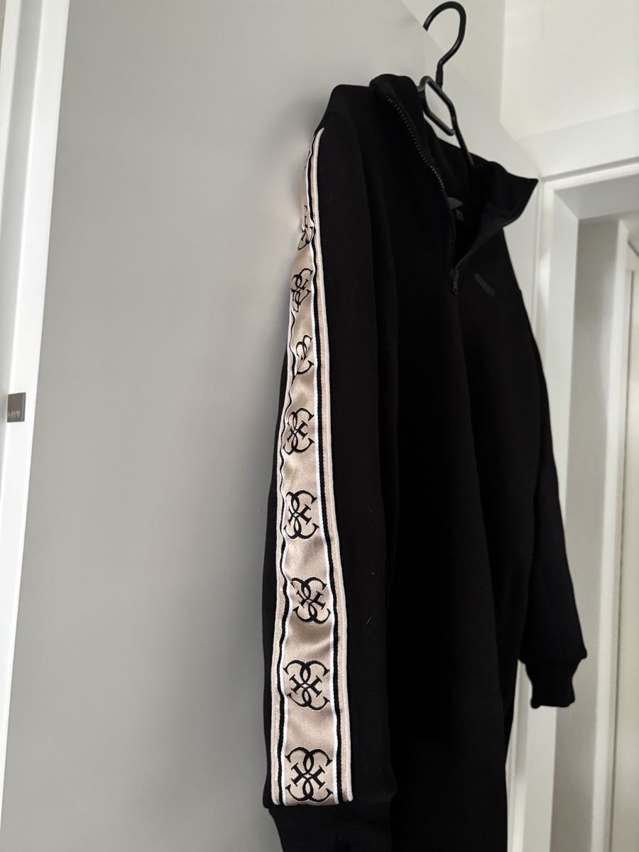 Guess Robes: Freizeitkleid von Guess – Neuf (Voir description) à Ostermundigen par Siri1993 1