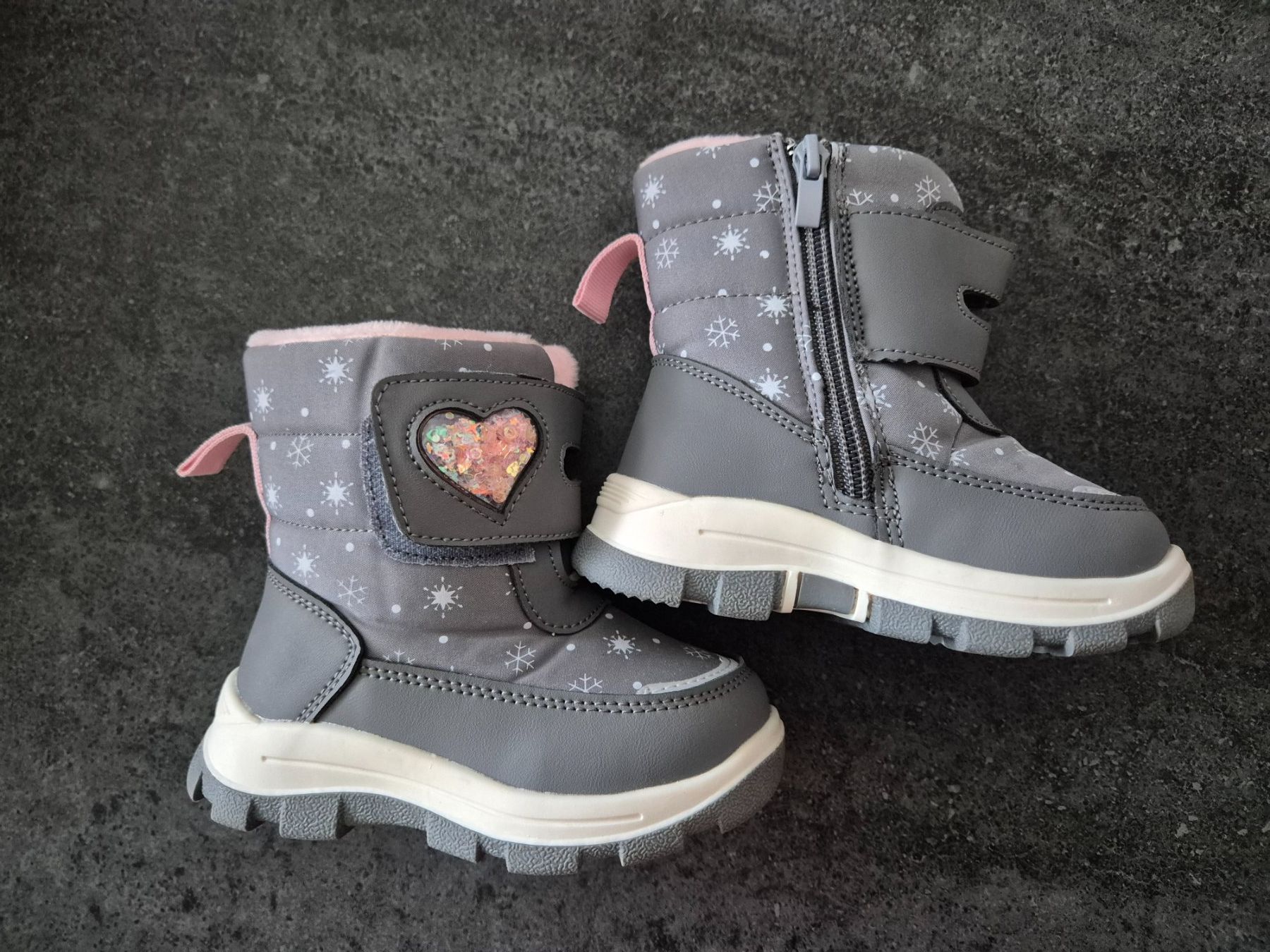 Scarpe per ragazze: Chaussures fille taille 23 – Nuovo (secondo la descrizione) da Cornol venduto da Cuevas3 1