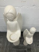 2 Engel stehend