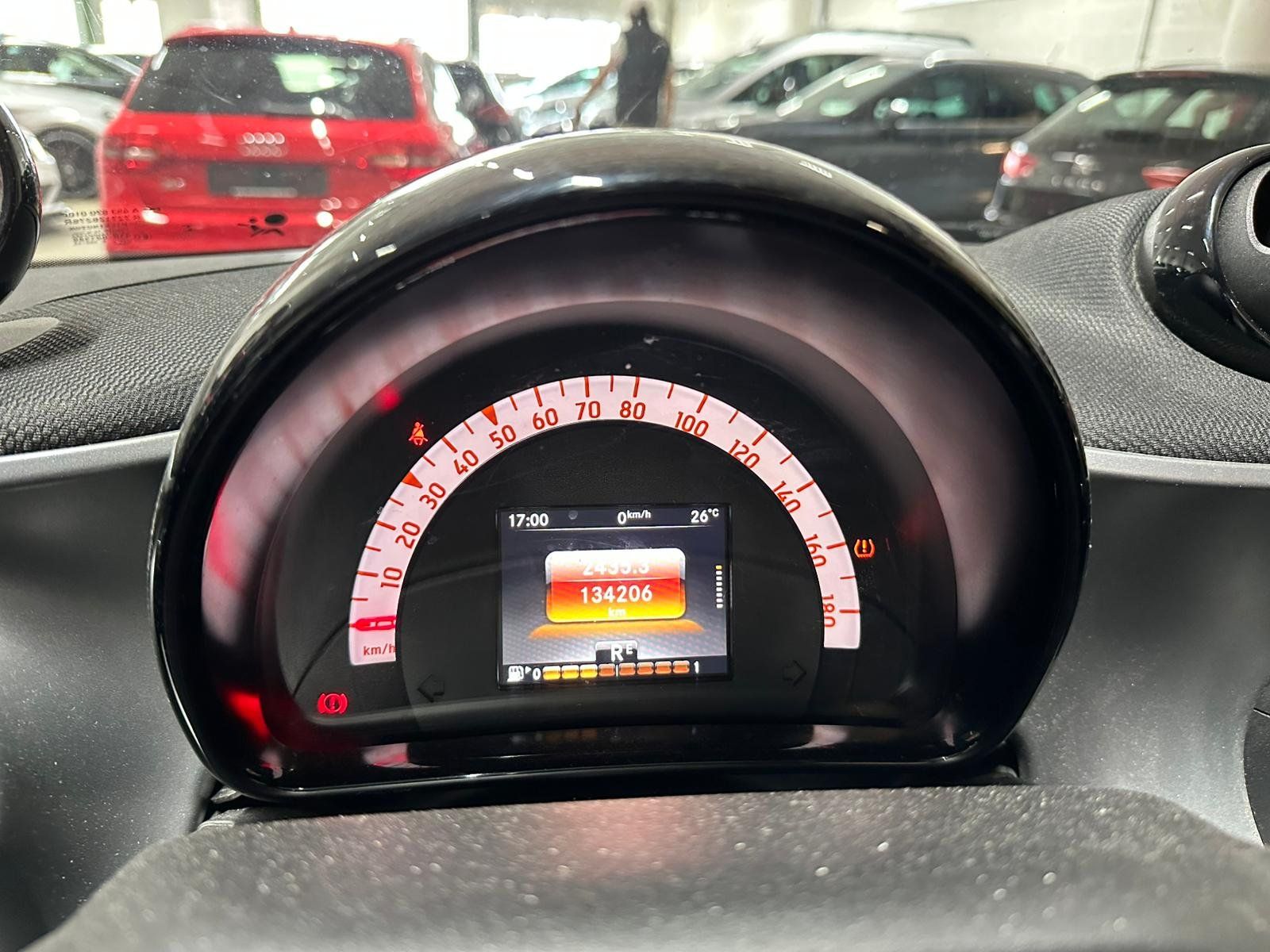 Smart Automobili: Smart Forfour Cabriolet Automatique – Usato da Aclens venduto da sobacopeludo 8
