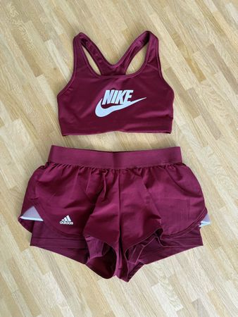Sport BH Nike mit Adidas Shorts Bordeaux
