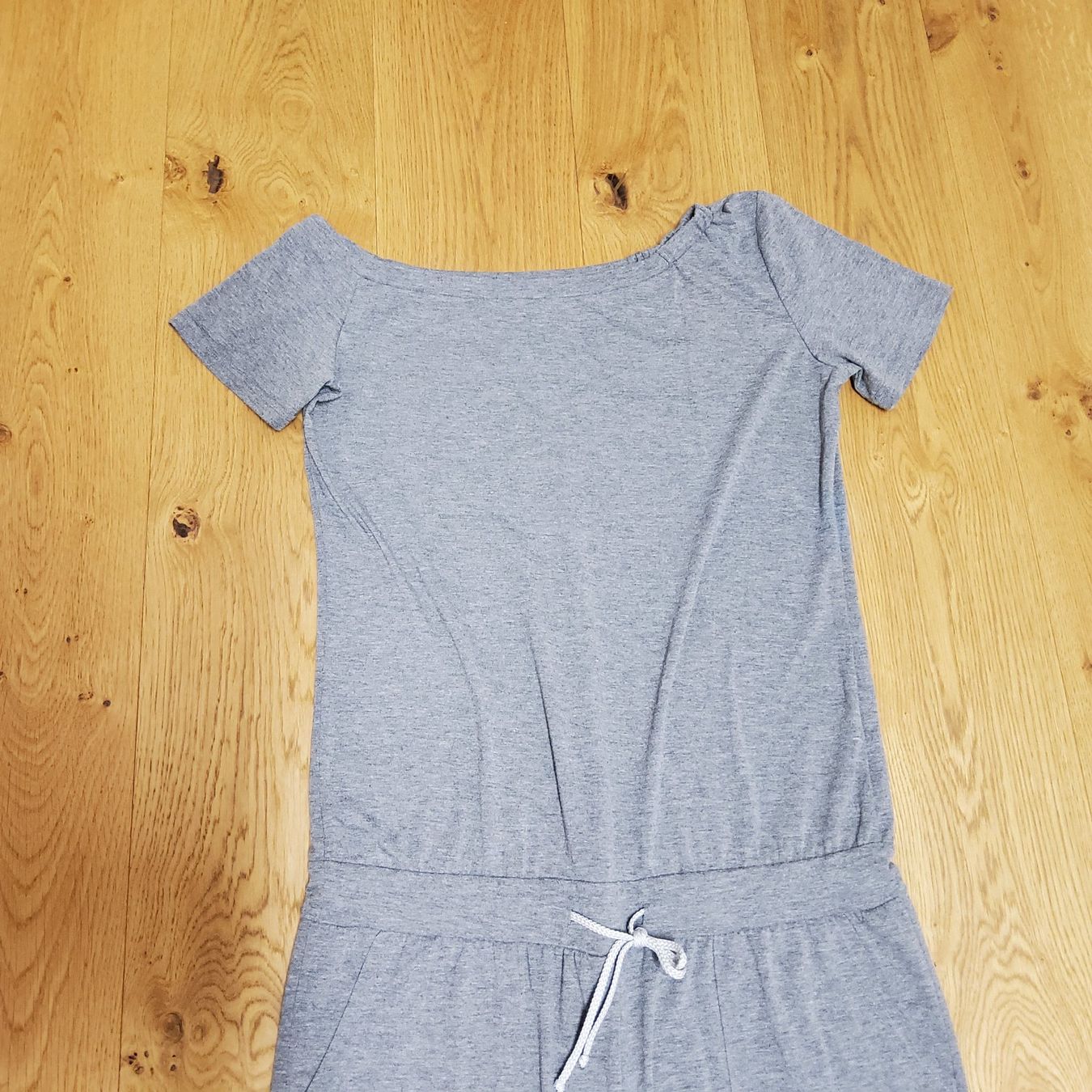 Lotti di vestiti: Kleiderpacket: Jumpsuit,  Schal – Usato da Naters venduto da 3904Naters 4