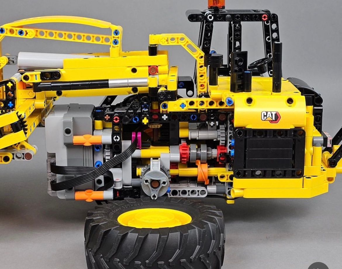 Lego Kit di costruzioni: Lego technik CAT Scraper – Usato da Airolo venduto da Bagaion99 6