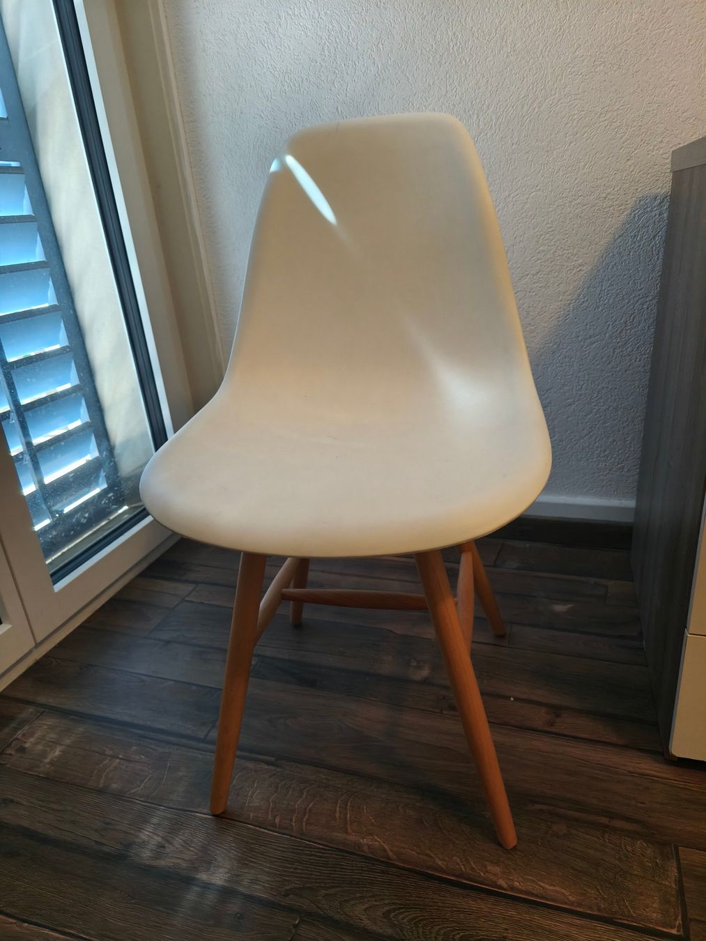 Schreibtische: Schreibtisch mit Stuhl – Gebraucht aus Bülach von Returnfire 4