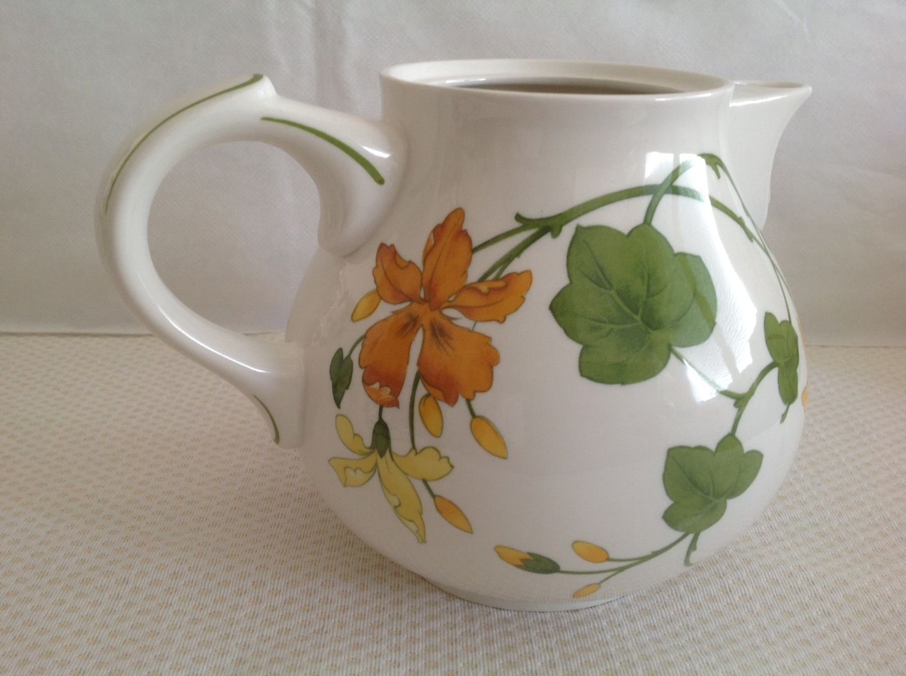 Villeroy & Boch Teiere: Villeroy & Boch - Geranium - théière – Usato da Sion venduto da accroshoes 2