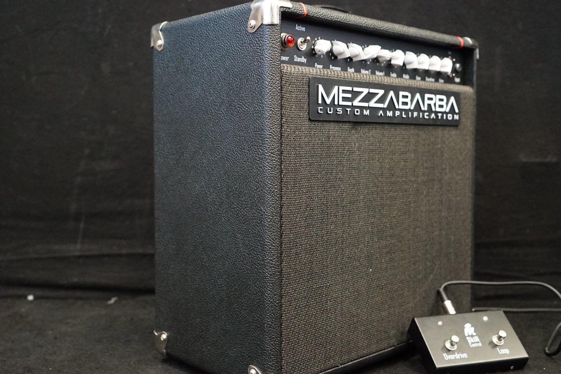 Amplificatori: Mezzabarba Skill 30 Combo, Celestion V30 Speaker, Footswitch – Usato da Ortschwaben venduto da Musictrade 4