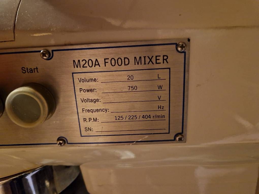 Elettrodomestici da cucina: Gastro Küchenmaschine – Usato da Leimbach TG venduto da Cornhusker 1