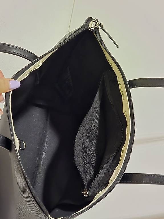 Taschen für Damen: Lacoste Tasche – Gebraucht aus Münchenbuchsee von Arasy13 2