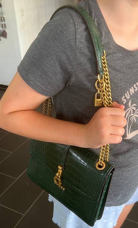 Borse da donna: Sac Guess – Usato da Gilly venduto da Ludovic_Pureur 1