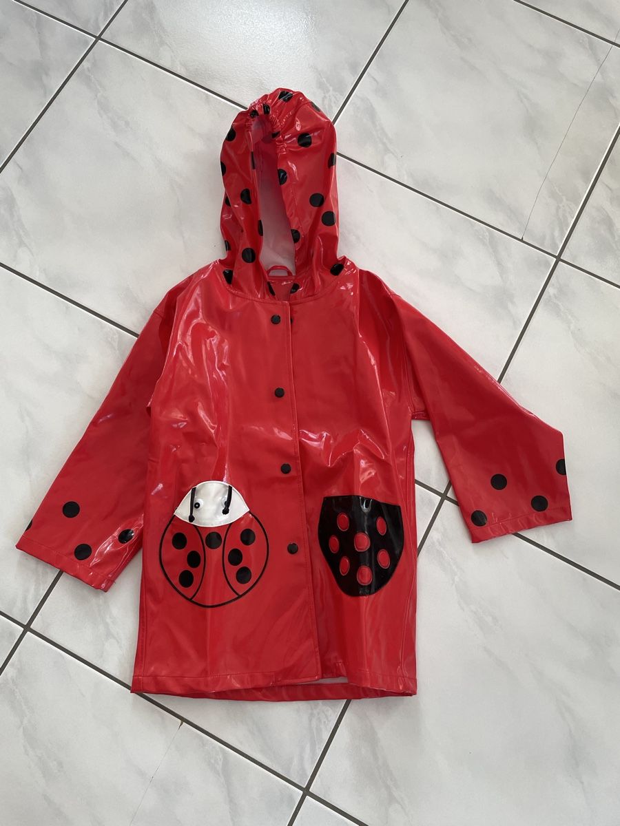 Giacche & Cappotti: Regenjacke Marienkäfer Grösse 116 – Usato da Nuglar venduto da Juerg78