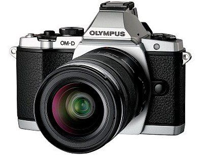 Olympus Fotocamera: Olympus OM-D E-M5 Kit 12-50 (silber/schwarz) – Usato da Elgg venduto da Mkaktus1