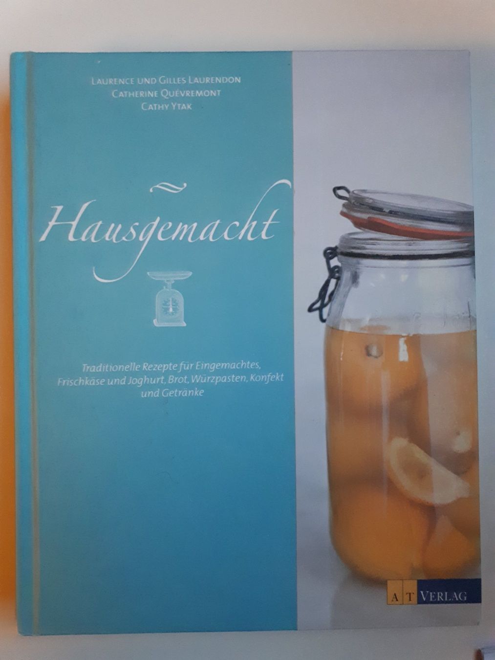 Libri: Hausgemacht: traditionelle Rezepte – Usato da Dietikon venduto da Buchantiqdietikon