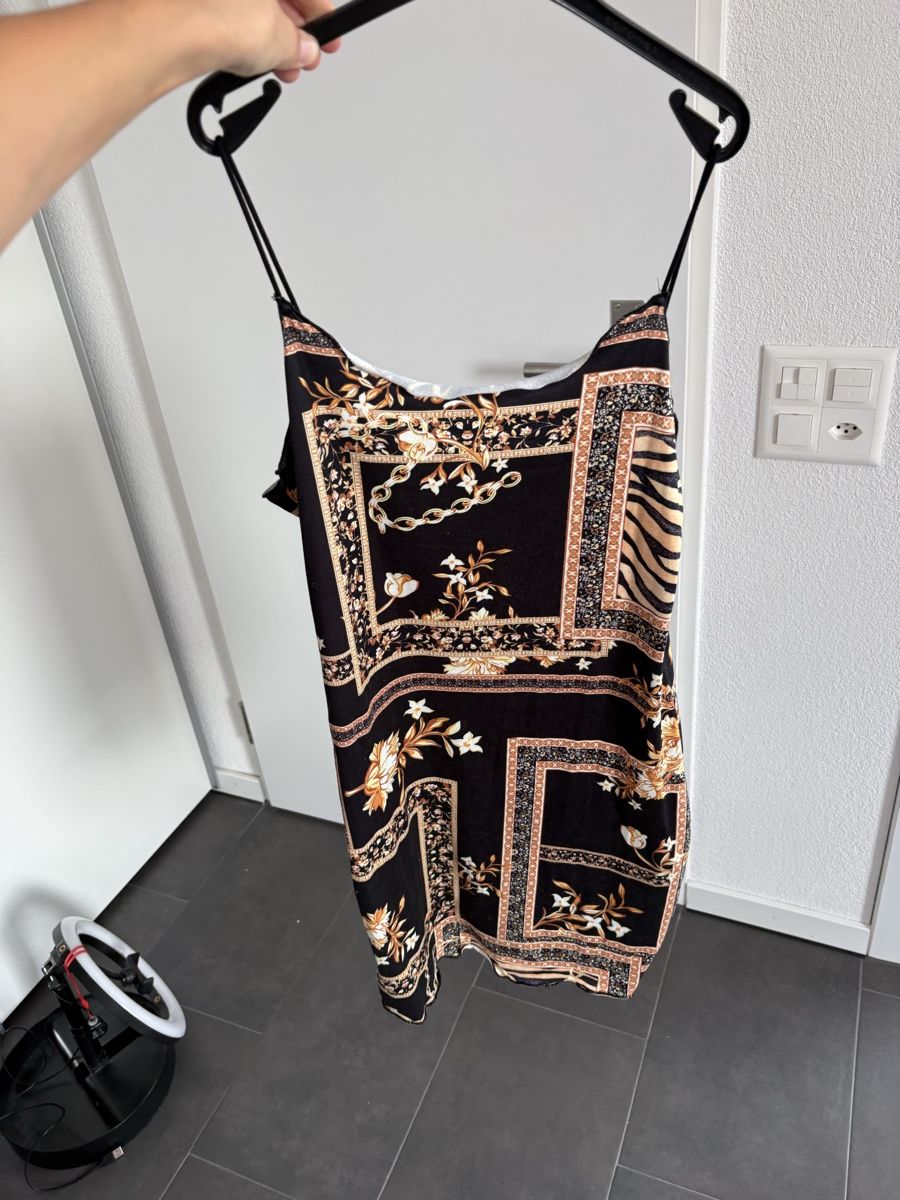 Robes: Sommerkleider – D'occasion à Niederglatt ZH par mel_Lambert 2
