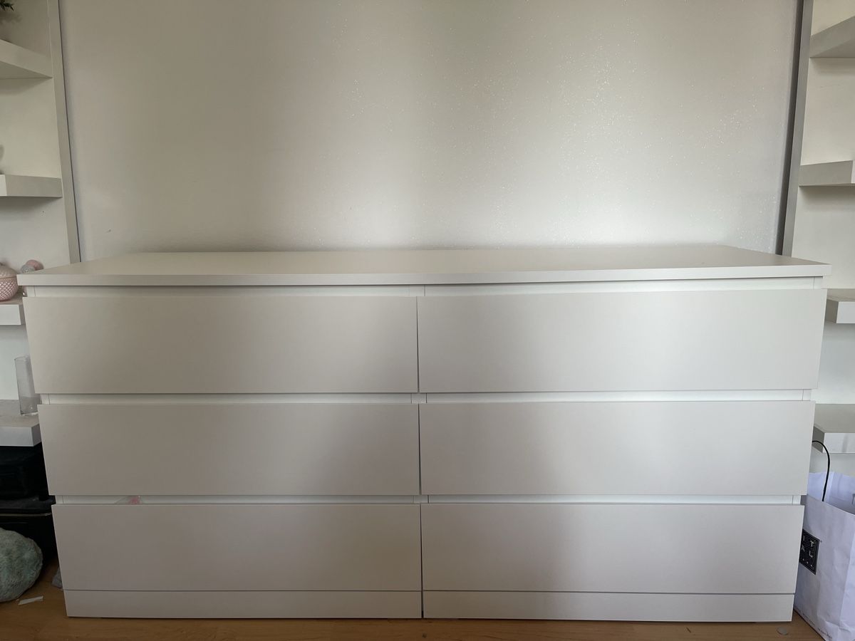 Ikea Cassettiere: Malm IKEA Weisse Kommode / Schubladenkommode, gut erhalten – Usato da Bazenheid venduto da tab_w525