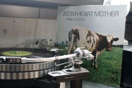 PINK FLOYD: Atom... Harvest 777 001, SWISS EDITION, NM/VG