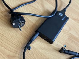 HP Reisestecker Ladegerät 65W Netzteil guter Zustand