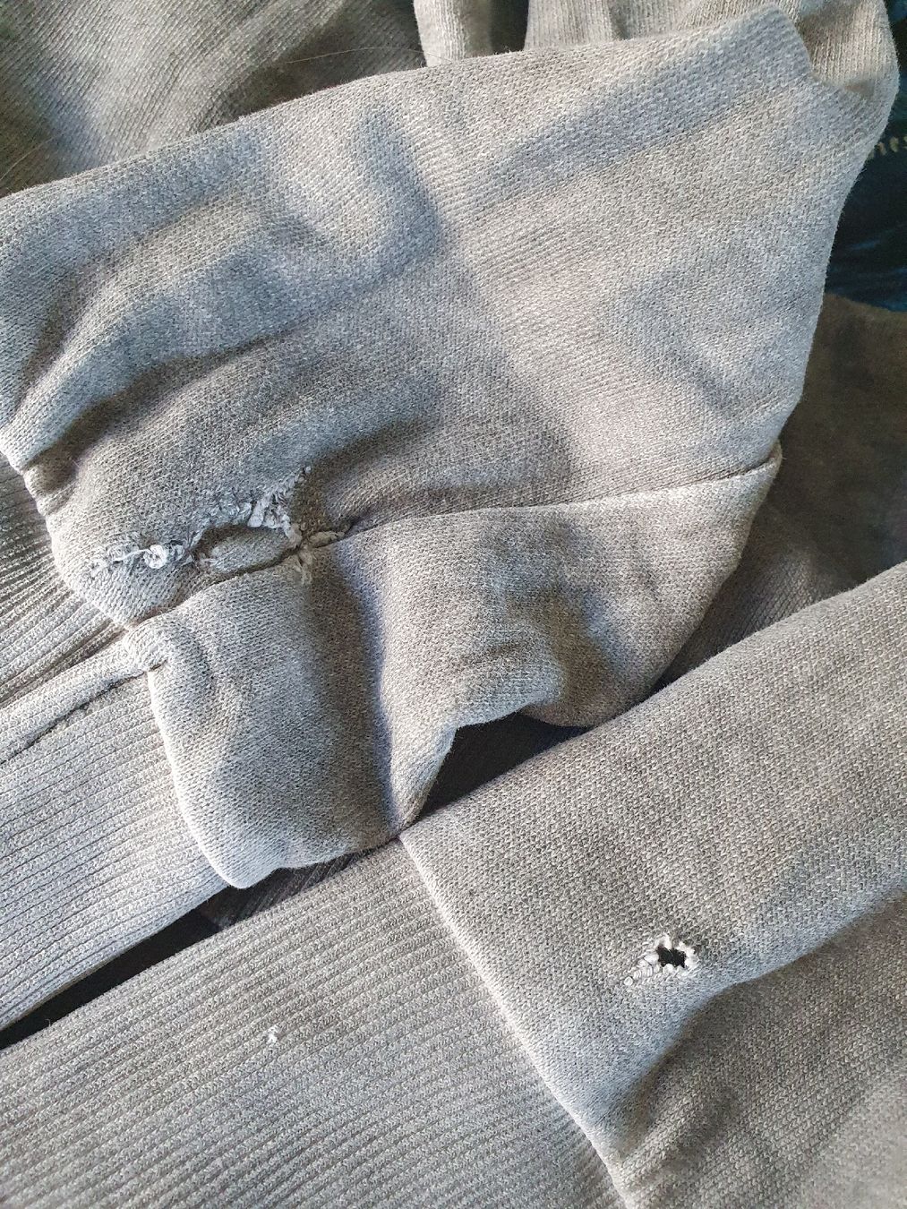 Maglioni & Felpe: 4 coole Pullover Gr. 140 Puma,  Nike, Diesel – Usato da Zürich venduto da Trei05 5