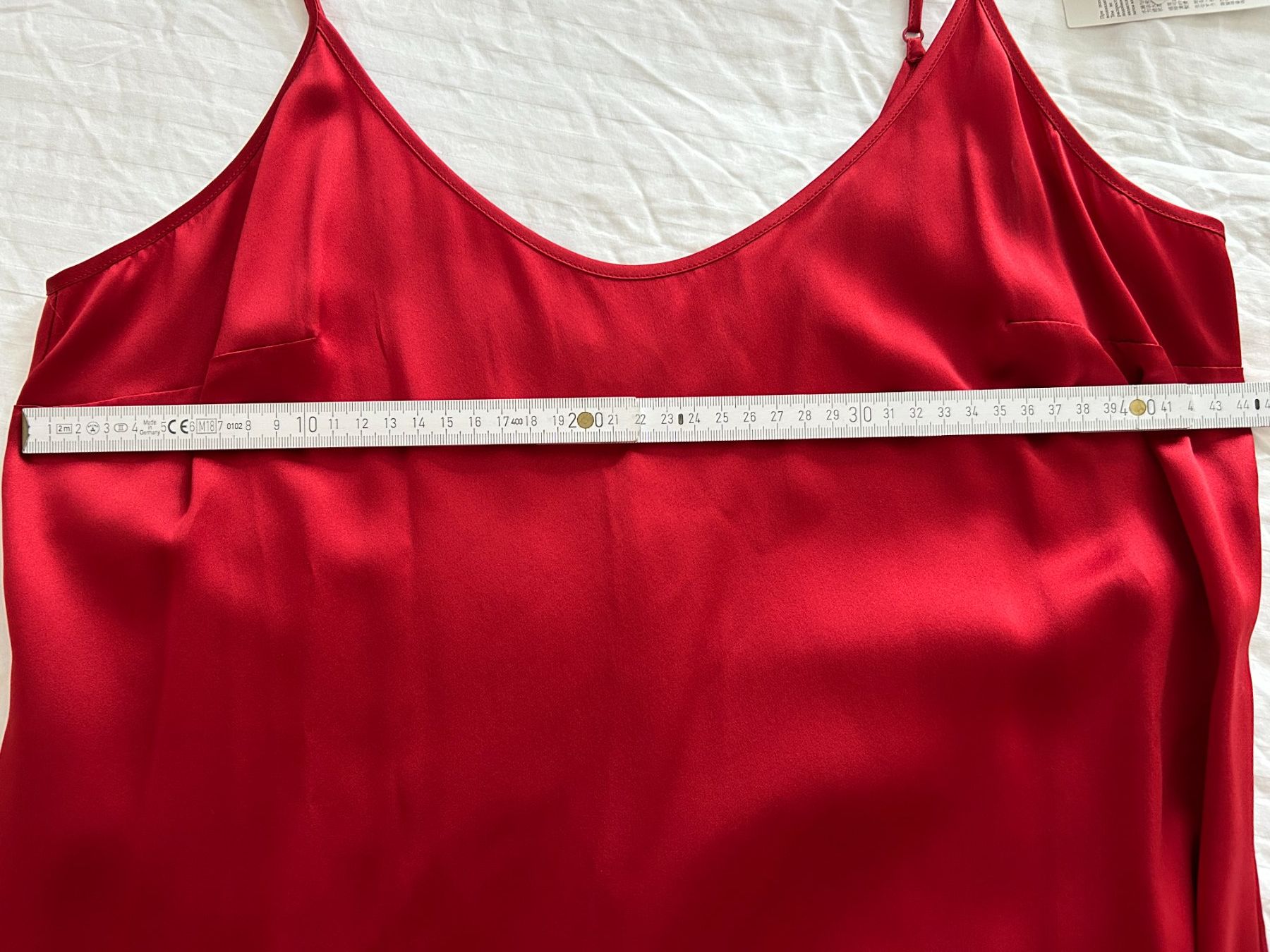 La Perla Vestiti: Neu: Rotes La Perla Kleid, 100% Seide, wunderschön & elegant – Nuovo e nell'imballaggio originale da Küsnacht ZH venduto da filo_fila8700 6