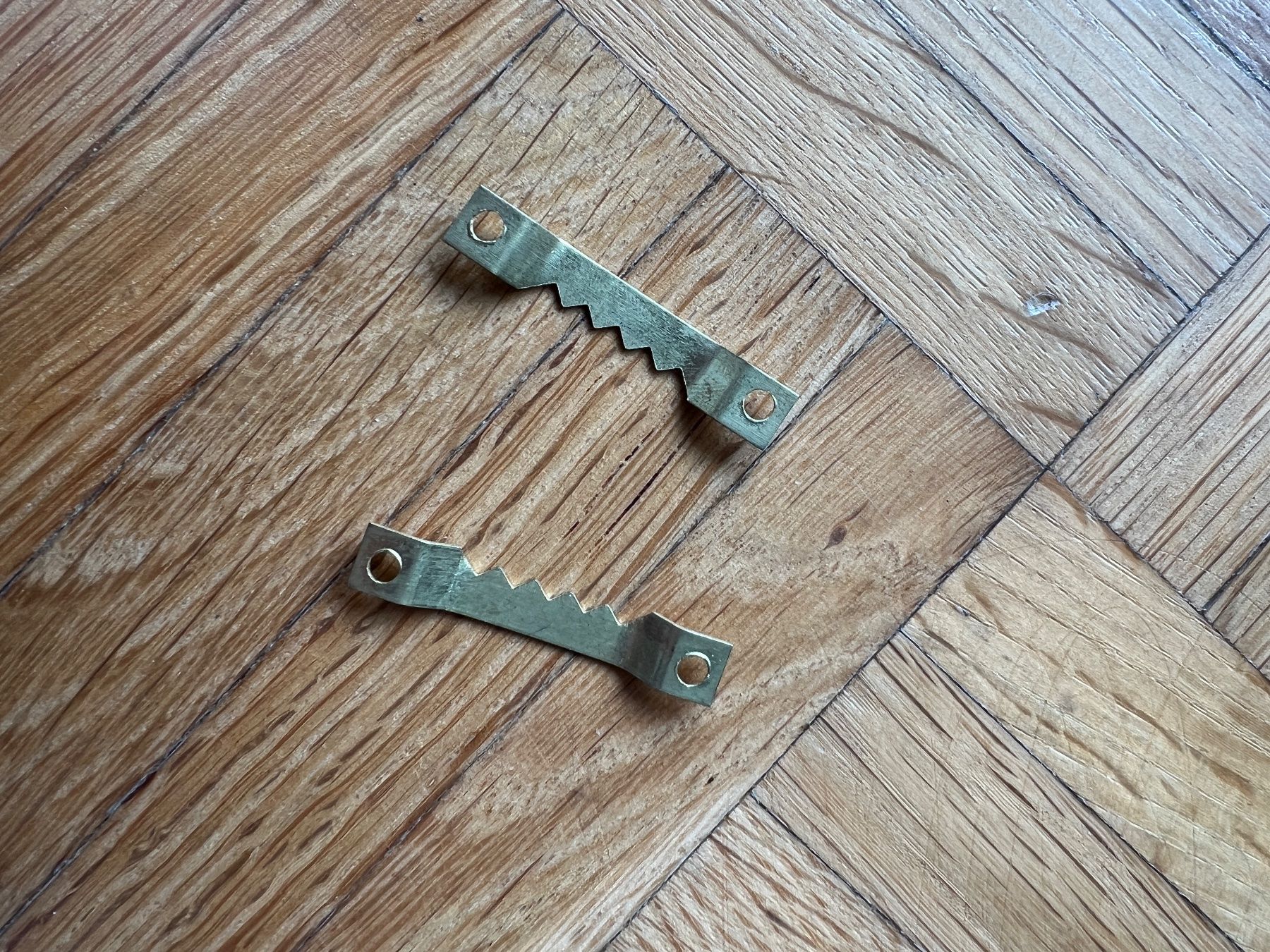 Cornici: Bilderrahmen Aufhänger 7x40mm – Nuovo e nell'imballaggio originale da Horgen venduto da linuxrp 1