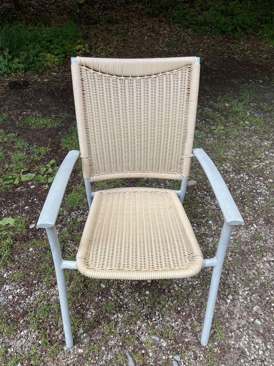 Sedie: 4 Gartenstühle, Stapelstühle, hellbeige, Gartensaison! – Usato da Ostermundigen venduto da Pehido22 2