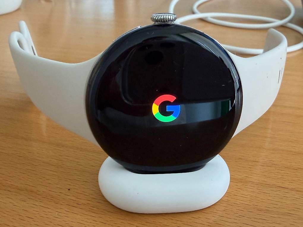 Google Smartwatch: Google Pixel Watch 4, 45mm, 4G, Porcelain – Usato da Rafz venduto da Dbuerge 1
