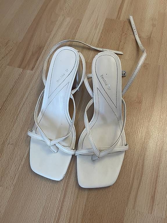 Scarpe da donna: Sandali bianchi, nr37 – Usato da Lugano venduto da ari_2v6v 3