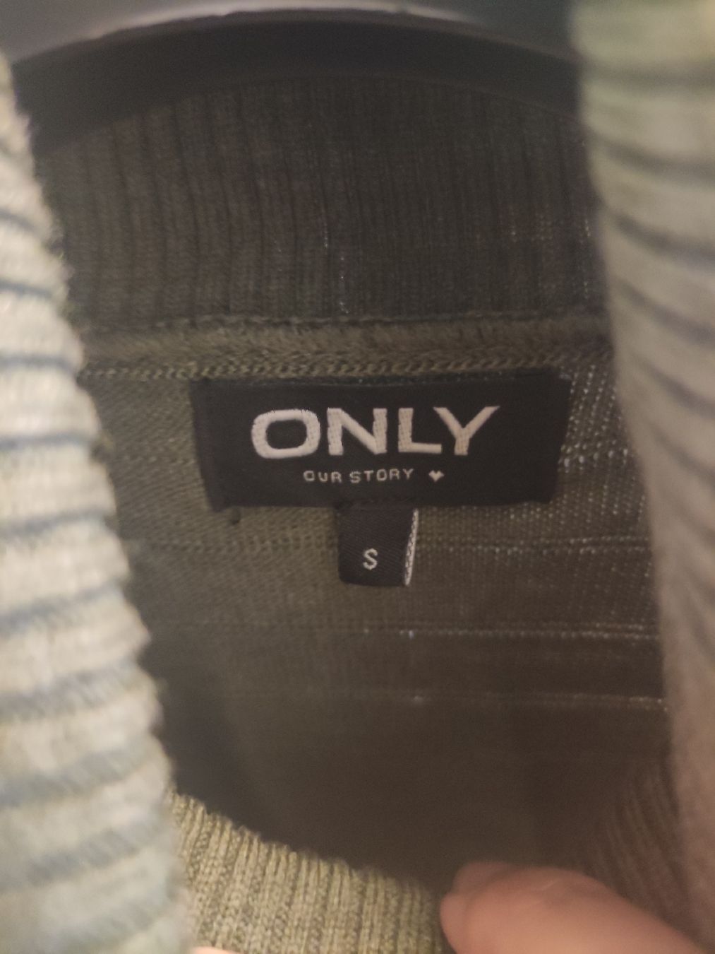 Only Maglioni & Felpe: Only Rollkragenpullover Gr. S, Olivgrün, Top Zustand! – Usato da Schliern b. Köniz venduto da Pecannut 1