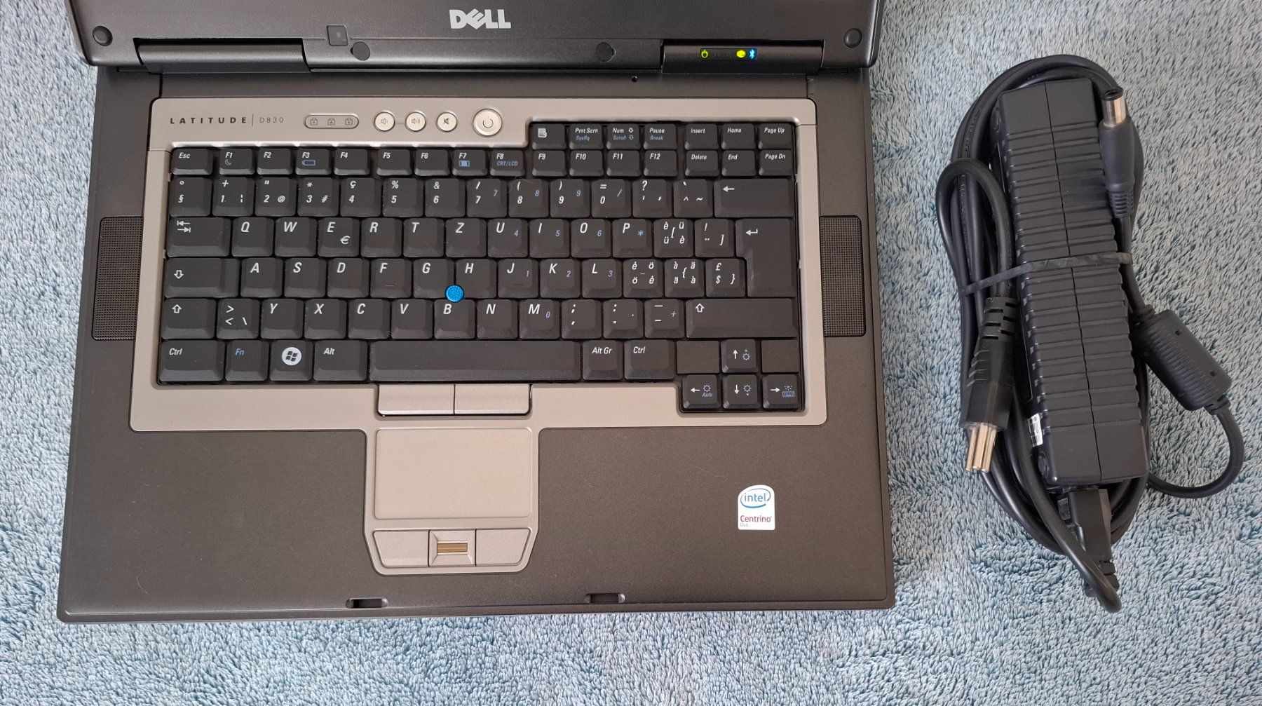 Dell Notebook: Dell Latitude D830 Windows XP & OFFICE 2007, Serial - RS-232 – Usato da Magden venduto da SelHas 1