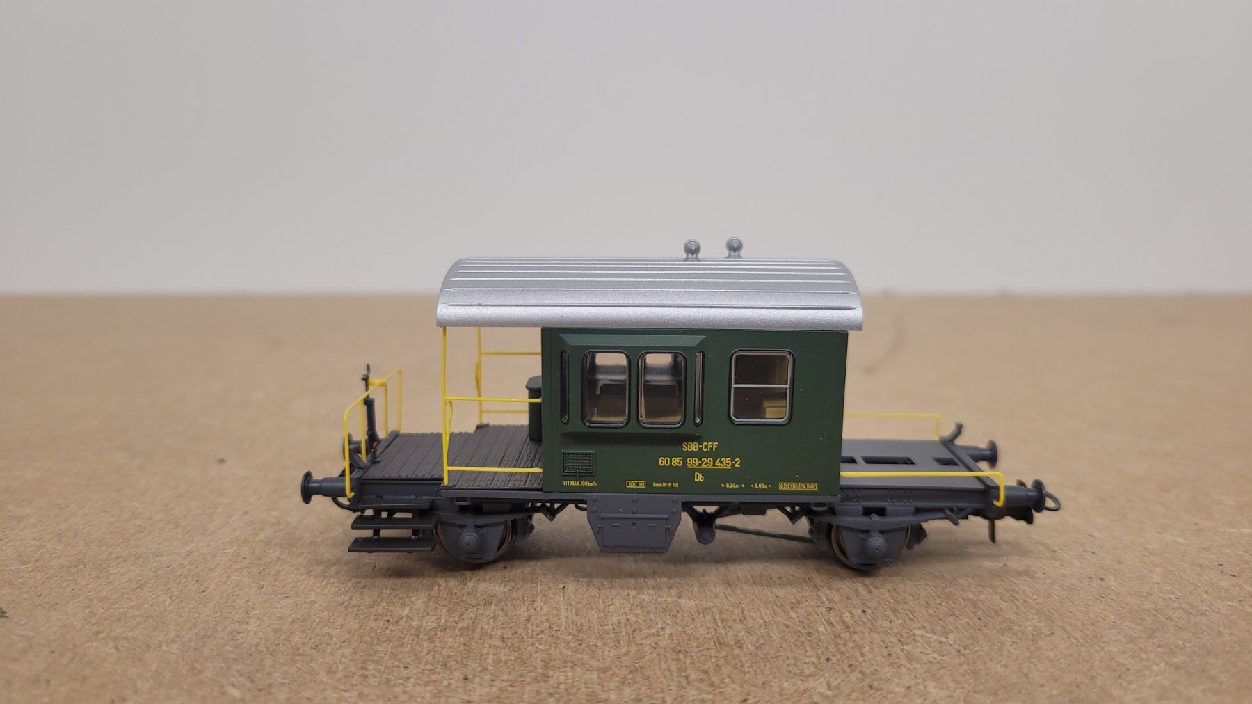 Roco Modelleisenbahnen: Spur H0 Roco 46965 Sputnik SBB AC – Gebraucht aus Büsserach von ModellbahnDepot 2