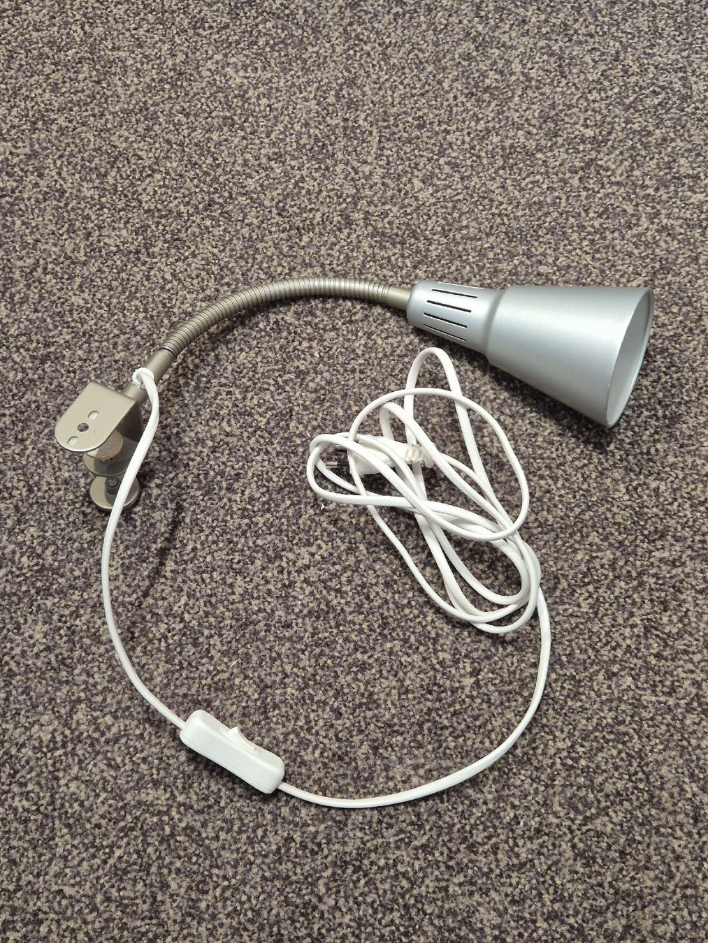 Ikea Lampen: IKEA Klemmleuchte / Bürolampe – Gebraucht aus Uster von m.goeldi