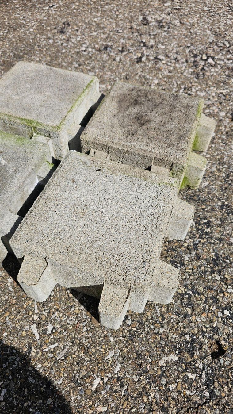 Pietre & tegole: Pflasterstein Stärke 8 cm Grau - Ca. 10 m2 – Usato da Diessenhofen venduto da Osio 2