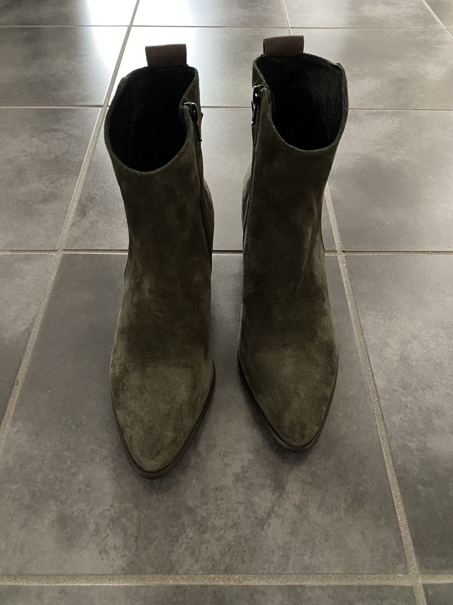 Damenschuhe: Stiefeletten Suede Silk Forest – Neu und originalverpackt aus Luzern von stefania71