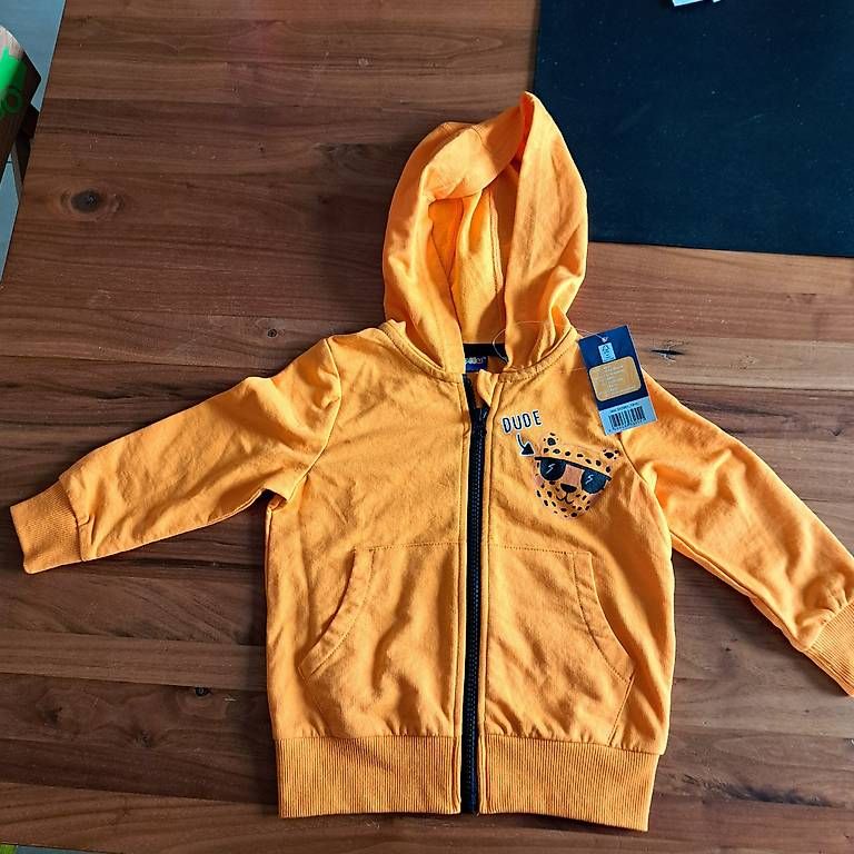 Pullover & Sweatshirts: Sweatshirt-Jacke - Neu - Grösse 86/92 – Neu und originalverpackt aus Hägendorf von PRvR