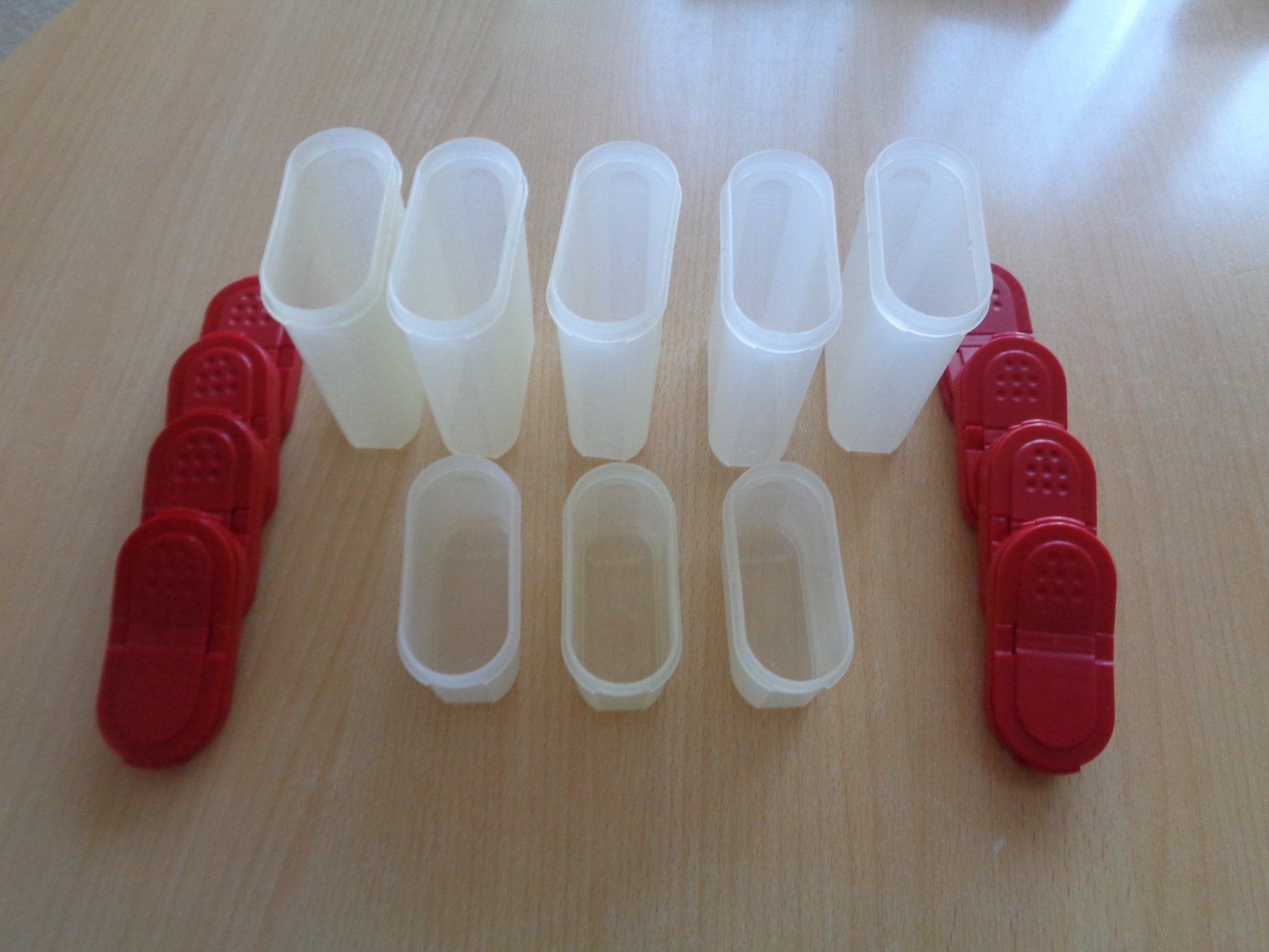 Tupperware Contenitori & Simili: Tupperware Gewürzdosen – Usato da Dietikon venduto da chroetli77 2