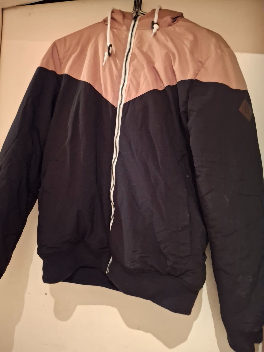 Giacche: Veste avec capuchon taille M marque FSBN – Usato da Villiers venduto da san_jn5w 8