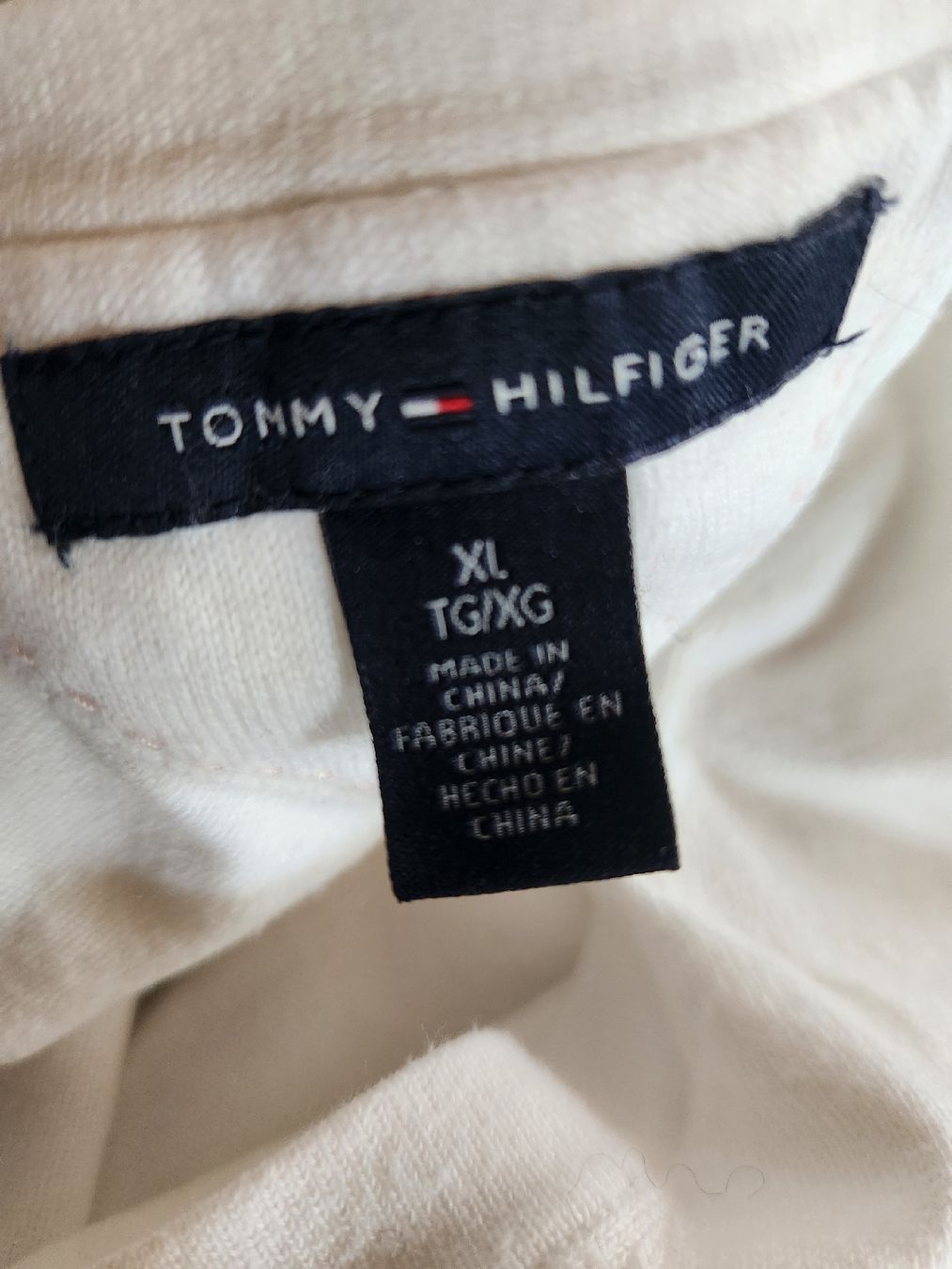 Tommy Hilfiger Pullover & Sweatshirts: Pull V blanc Tommy Hilfiger taille XL  – Gebraucht aus Niedergösgen von Eva2410 5